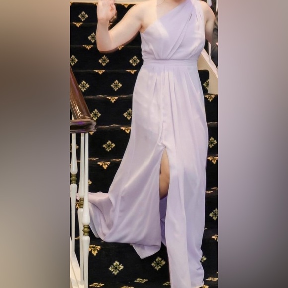 Lilac One Shoulder Gown - Picture 4 of 4